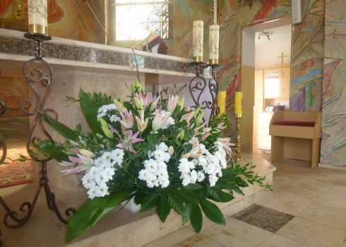 Kompozycje kwiatowe- kościół